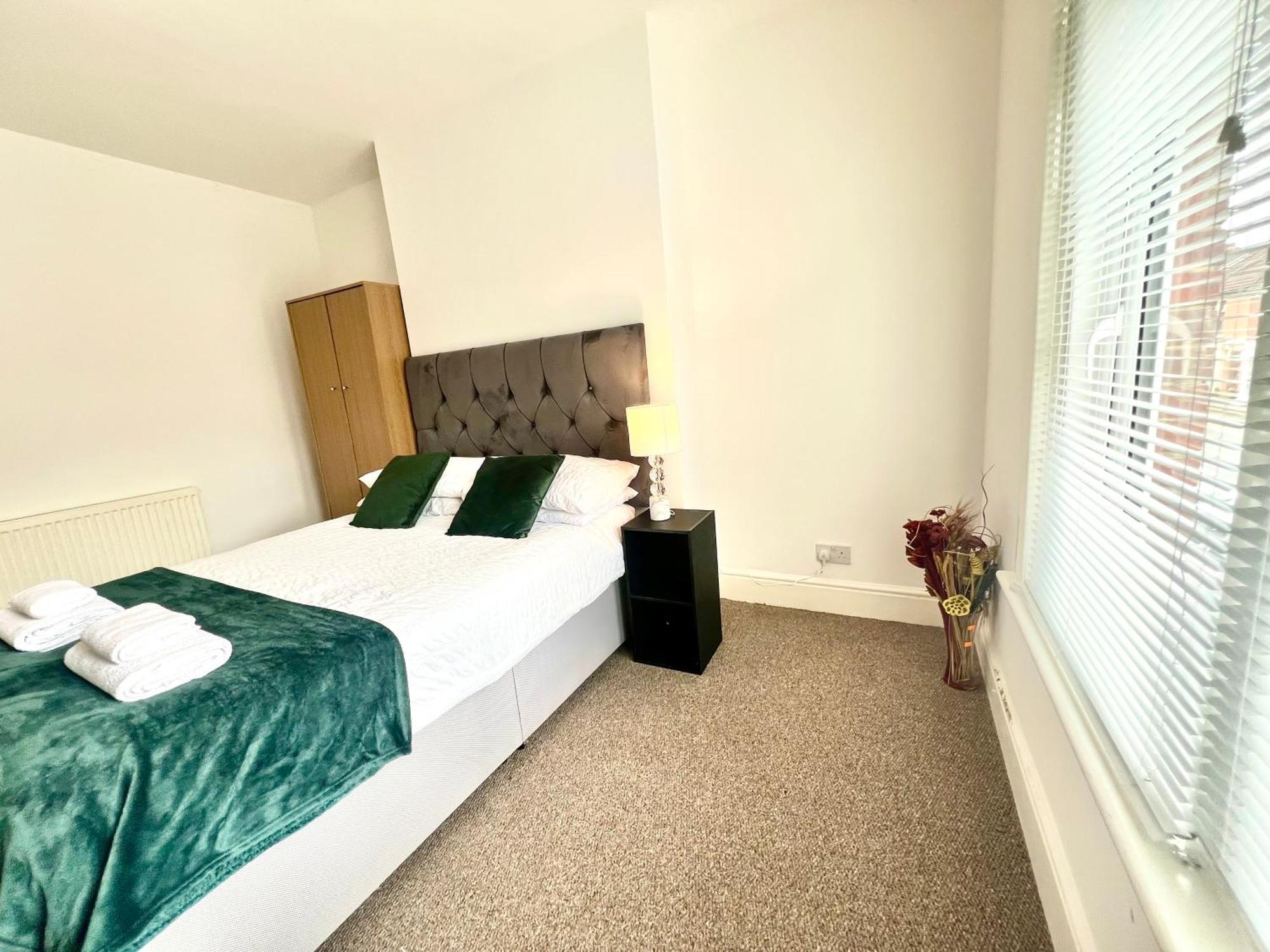 The Coral Guest House 1 Fratton Park Portsmouth Zewnętrze zdjęcie